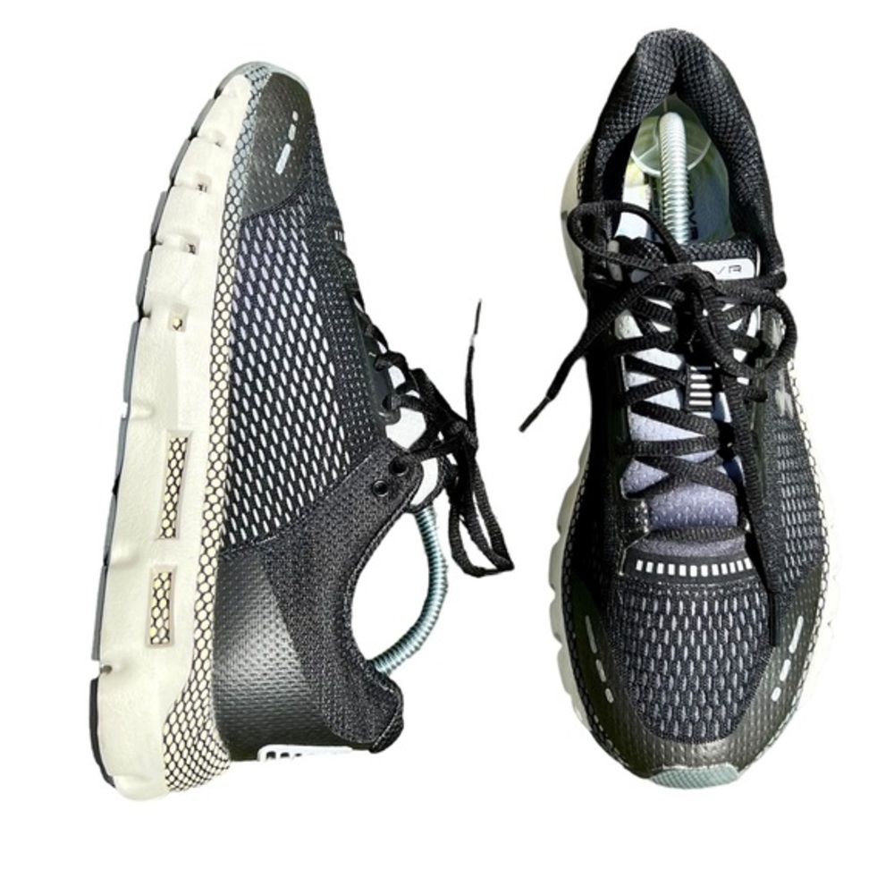 Womens size 9.5 Black Under Armour‎ HOVR Infinite
Running Shoe,gym,train,hike